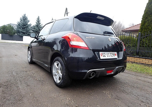 Suzuki Swift cena 28900 przebieg: 136000, rok produkcji 2012 z Radom małe 301